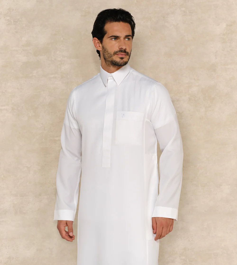 ثوب كلاسيك أبيض