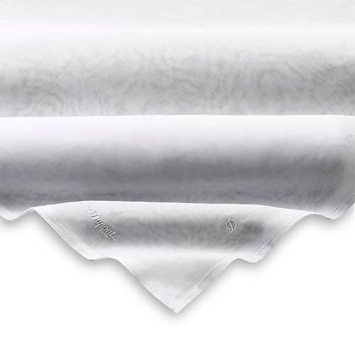 غترة اس تي ديبون بيضاء